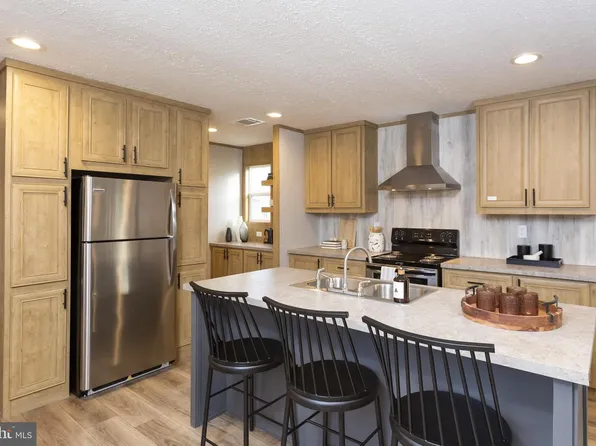 4401 E McLaw St, Fredericksburg, VA 22408