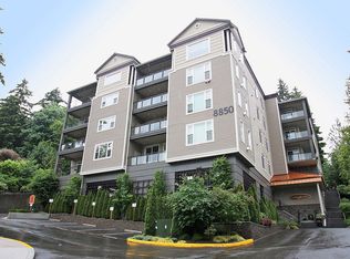 8850 164th Ave NE #306, Redmond, WA 98052