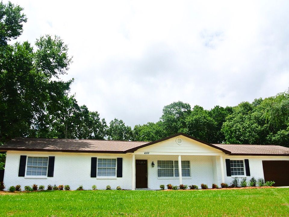 1st image of 4202 Brooke Dr