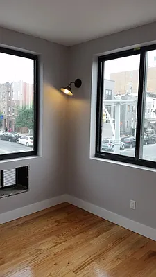 Rented by Space Link Realty | media 12