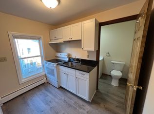 13 High St #1, Easthampton, MA 01027