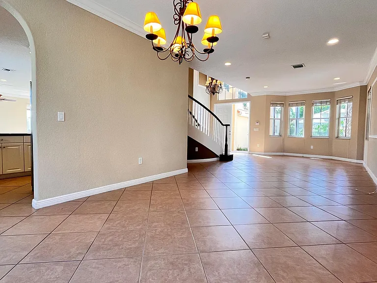9546 Worswick Ct — Photo 6