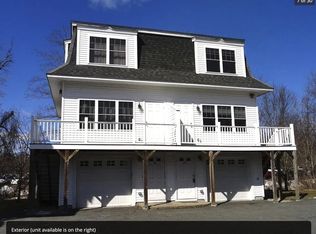 19 Railroad St APT D2, Acton, MA 01720