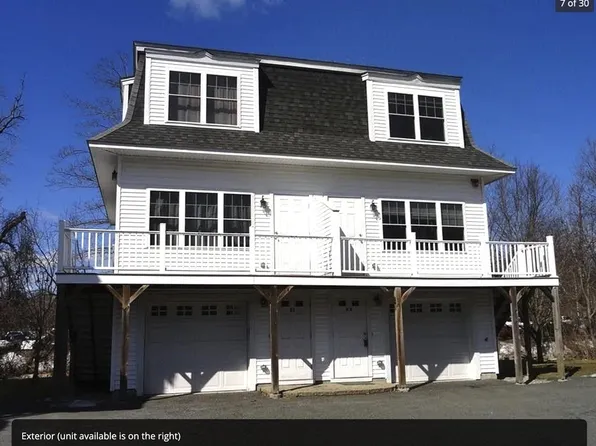 19 Railroad St APT D2, Acton, MA 01720