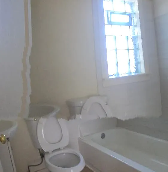 1556 W Mitchell St #1 — Photo 2