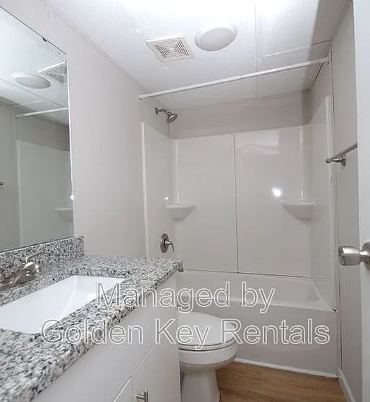 104 Lindsey Brooke Ln — Photo 9