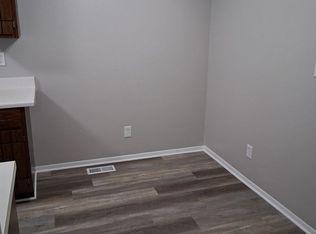 34XX SW Burnett Rd #3415, Topeka, KS 66614