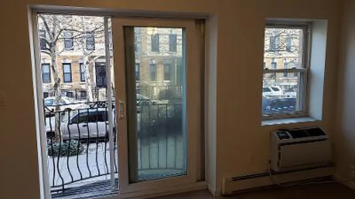 Rented by US # 1 Realty | media 21