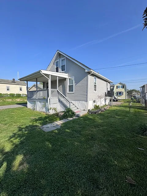3 bed, $2,000 — Photo 2