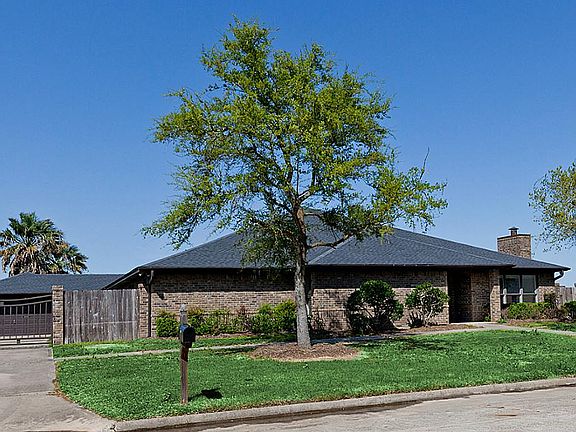 3rd image of 2316 Pilgrim Estates Dr