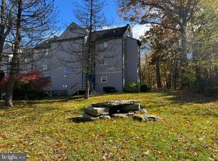 215 E Valley Point Ln #C102, Claysburg, PA 16625