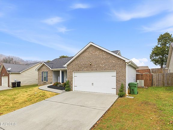 3rd image of 2732 Ely Park Ln