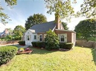 129 Russell Rd, Newton, MA 02465