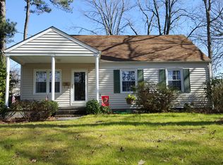 8230 Redwood Cir, Norfolk, VA 23518