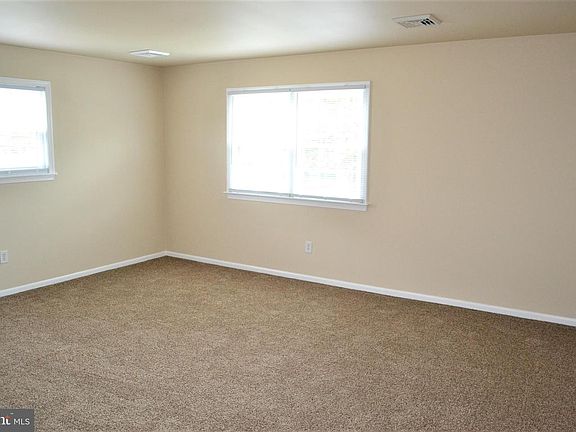 5th image of 38B Church St