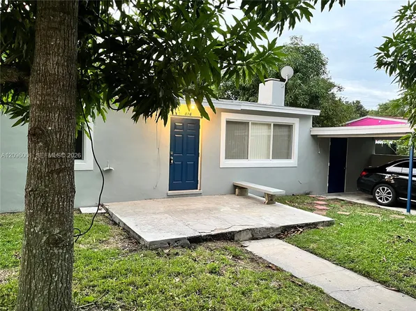816 Beech Rd, West Palm Beach, FL 33409