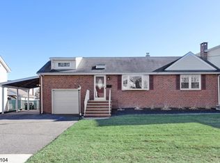 16 Maple Ave, South Hackensack Twp., NJ 07606