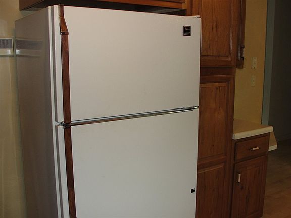 2nd image of 2980 Oak Crest Dr