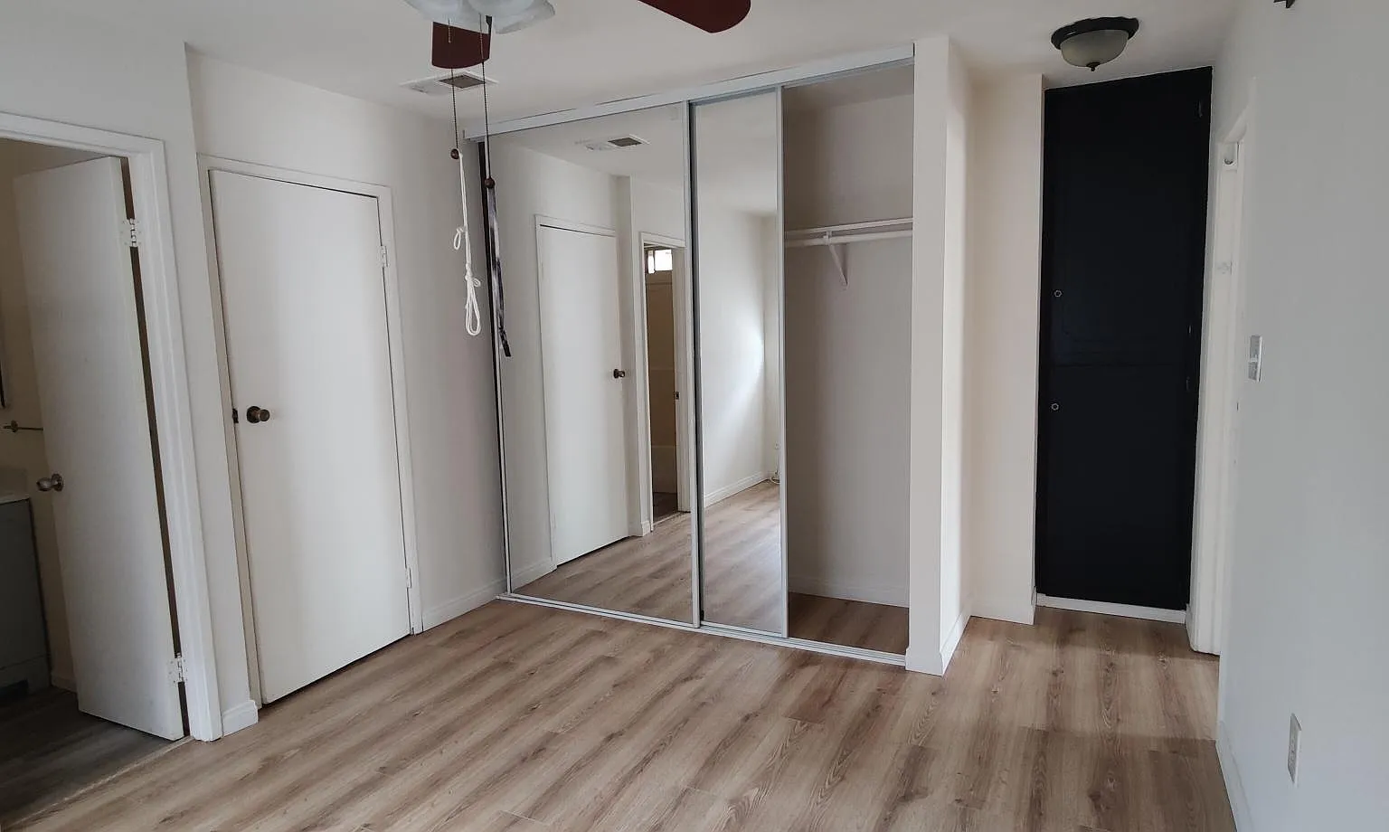 1 bed, 550 sqft, $2,250 — Photo 3