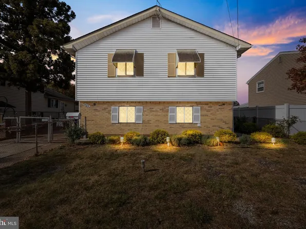 429 Walnut Ave, Gloucester City, NJ 08030