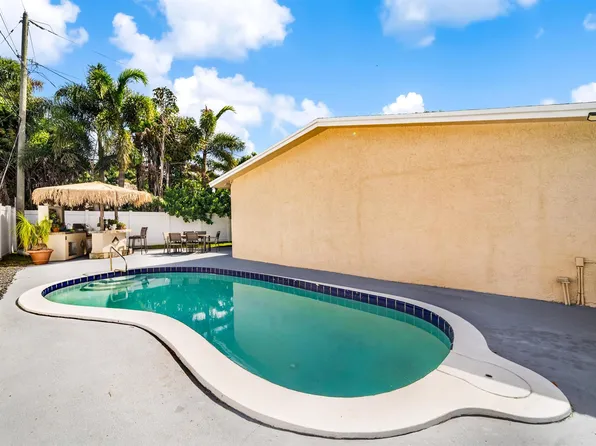 795 SE 17th St, Deerfield Beach, FL 33441