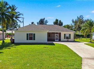 318 SE 21st St, Cape Coral, FL 33990