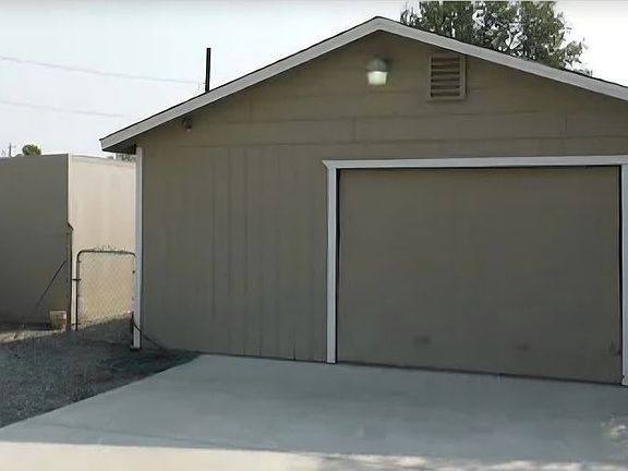 5th image of 4460 Mary Ave