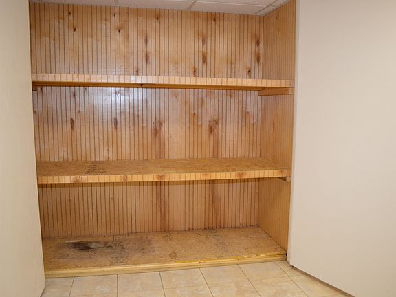4th image of 205 Northcrest Dr