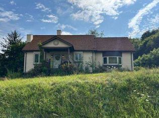 357F Braden School Rd, Beaver Falls, PA 15010