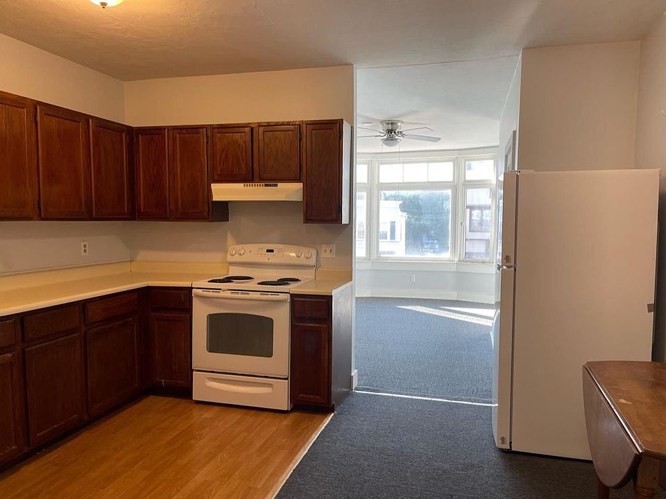 408 Central St APT 3, Franklin, NH 03235 Zillow