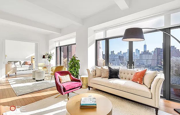 1st image of 160 W 12th St APT 102