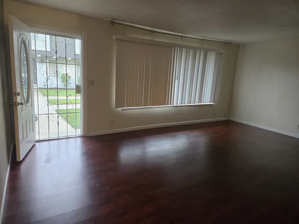 5348 Garfield Ave APT 4, Sacramento, CA 95841
