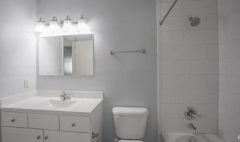 Turnberry Wells Townhomes — Photo 11