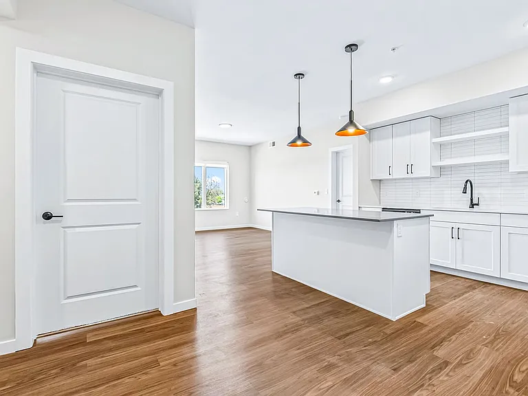 Asher Apartments - LIMITED-TIME OFFER 8 WEEKS FREE! — Photo 133