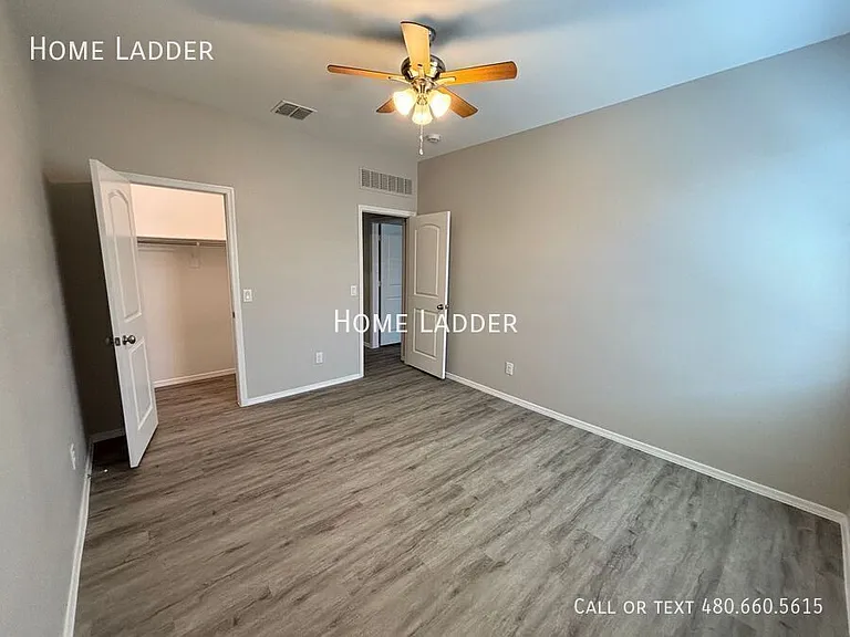 10453 E Cliffrose Ln — Photo 20