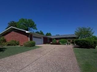 1515 W Park Ave, Harrison, AR 72601