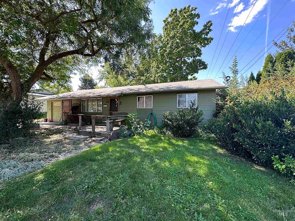 1st image of 219 Winn Ave