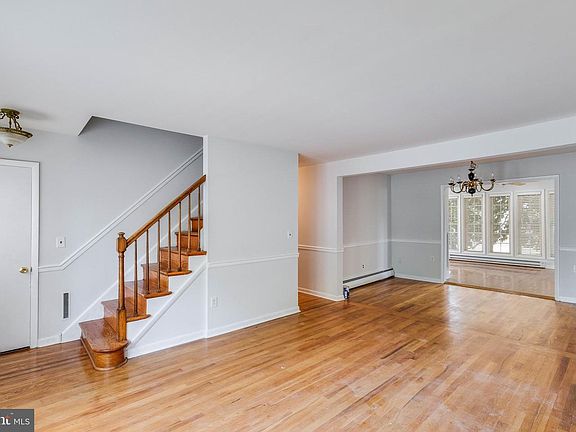 4th image of 418 N Phillips St