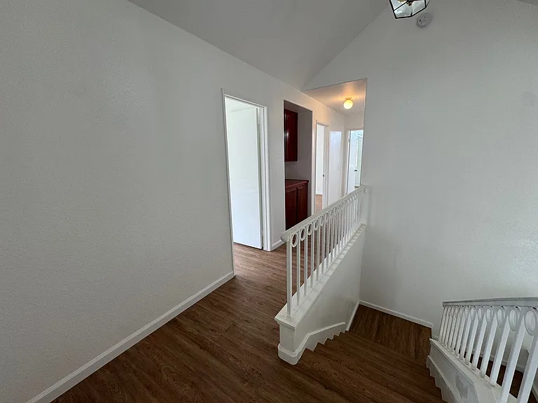 1423 Portofino Dr — Photo 29