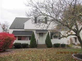 40 Jackson Blvd, Bedford, OH