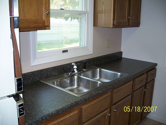 part view of kitchen