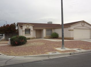 2431 Saguaro Point St, Las Vegas, NV 89115