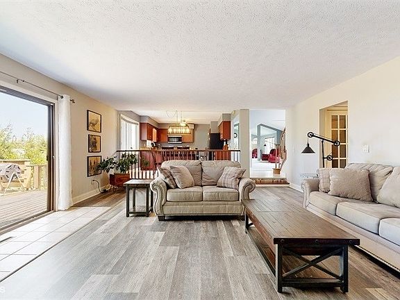 5th image of 3765 Boxelder Dr