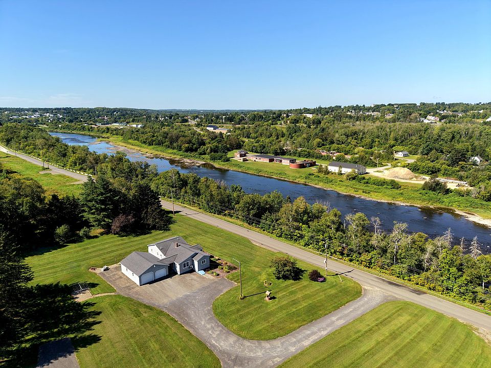 1st image of 185 River Road