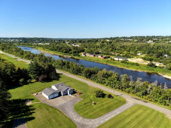 185 River Road, Caribou, ME 04736