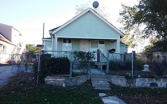 5th image of 1021 Custer Ave