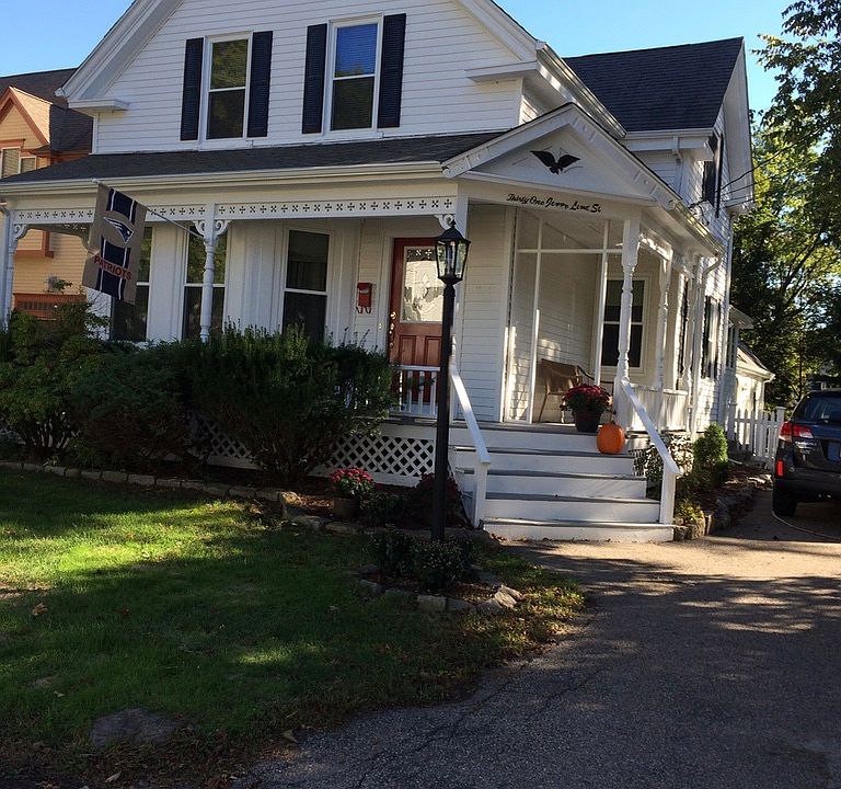 1st image of 31 Jenny Lind St