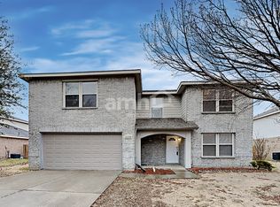 2220 Overlook Ln, Denton, TX 76207