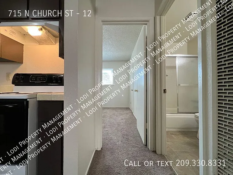 715 N Church St #12 — Photo 11