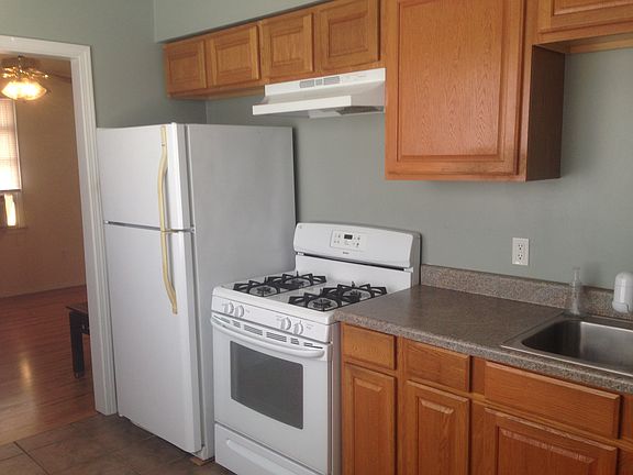 4th image of 5752 Wilton Dr